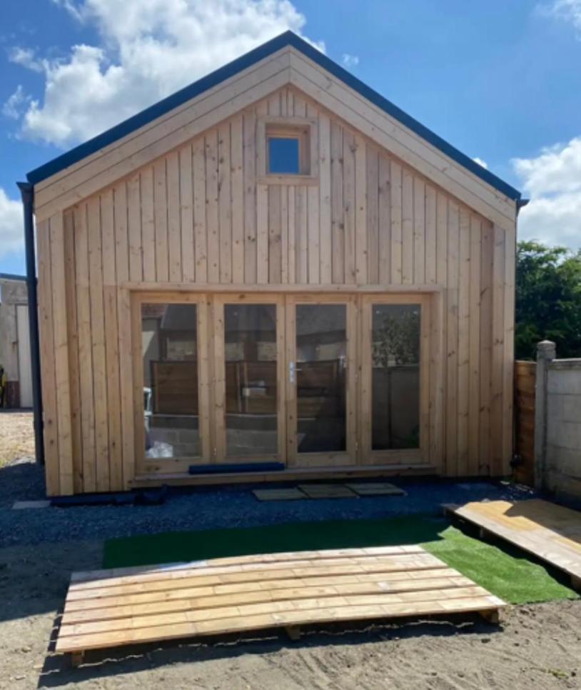 Maison En Bois 1 Chambre 4 Couchages Type Tiny House グランビル エクステリア 写真