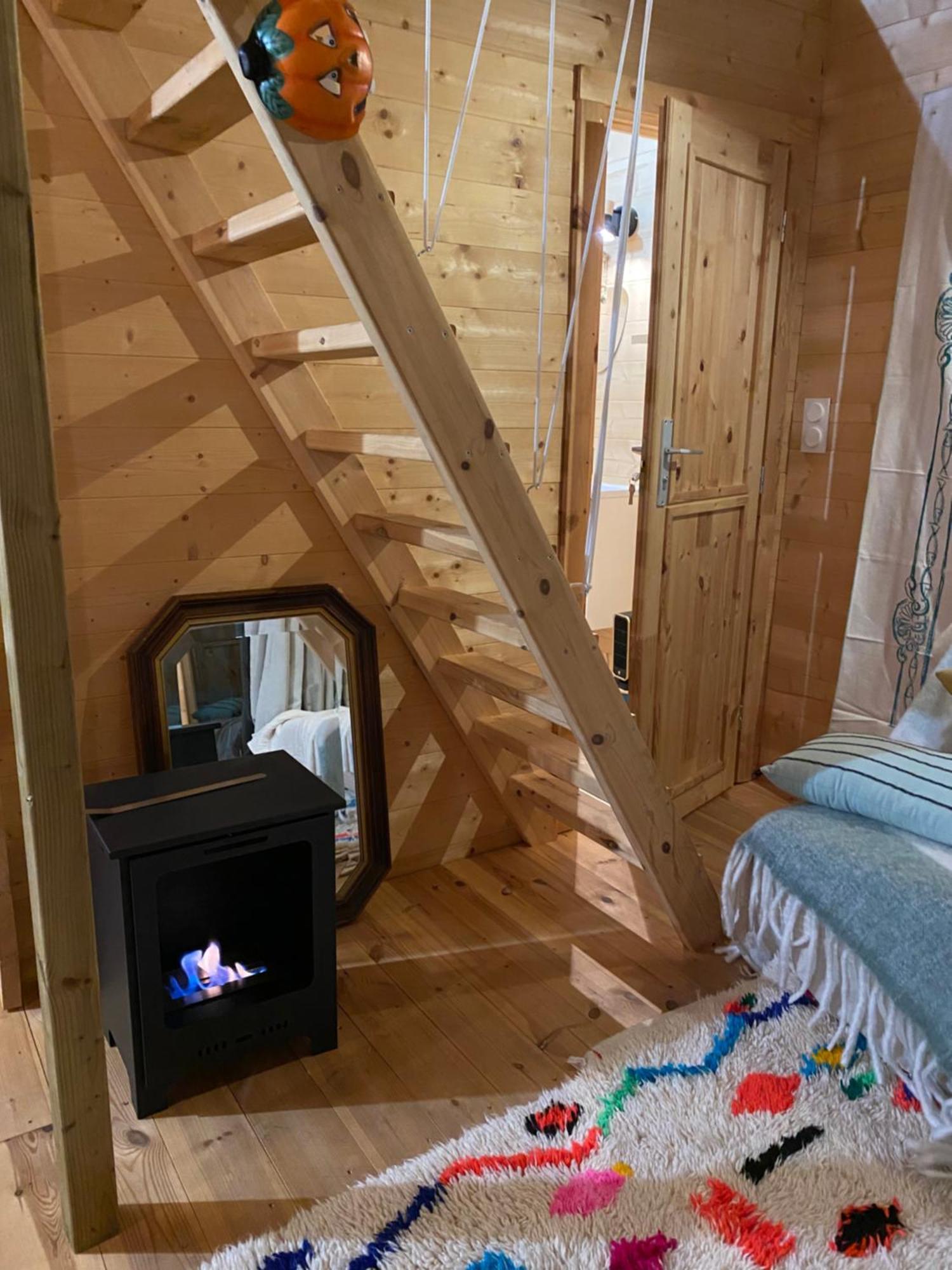 Maison En Bois 1 Chambre 4 Couchages Type Tiny House グランビル エクステリア 写真