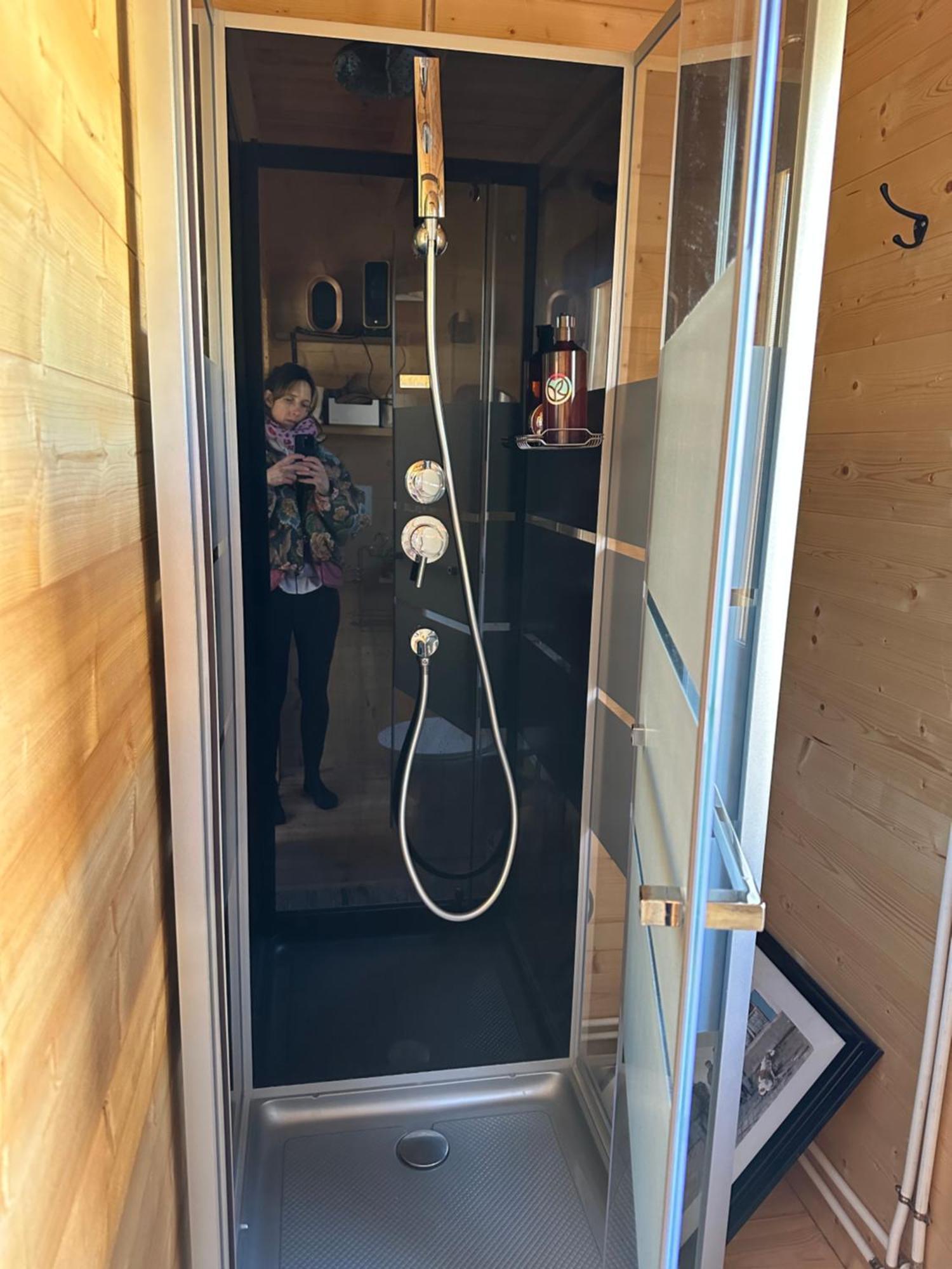 Maison En Bois 1 Chambre 4 Couchages Type Tiny House グランビル エクステリア 写真