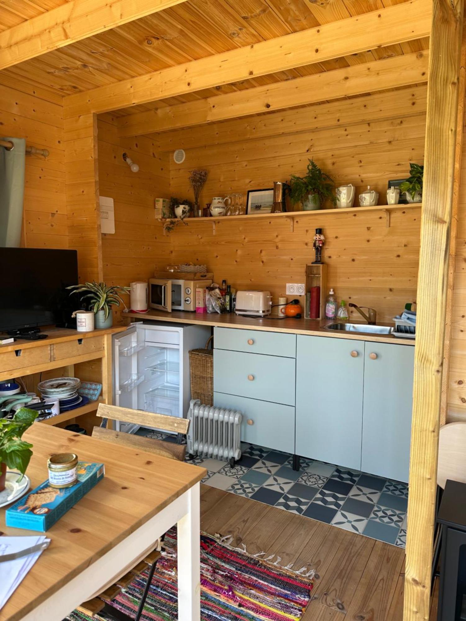 Maison En Bois 1 Chambre 4 Couchages Type Tiny House グランビル エクステリア 写真